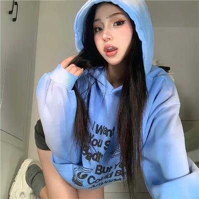 顶流女星绯闻澄清适得其反，服务器被挤瘫痪，前后半年持续发酵